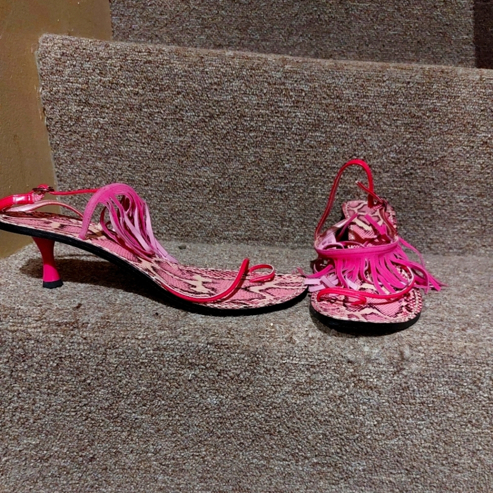 RSVP pink kitten heels size 8.5M